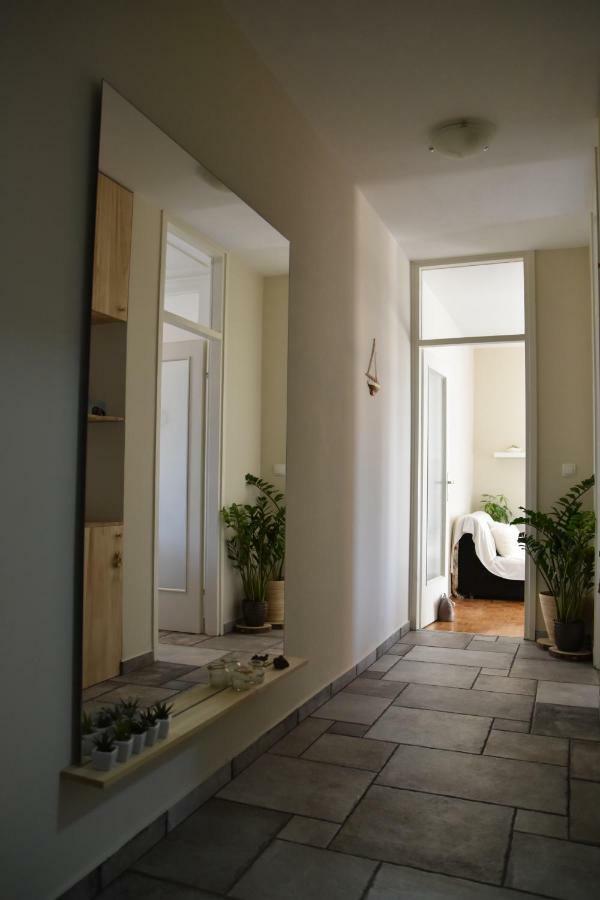 Apartment Panorama Pula Luaran gambar